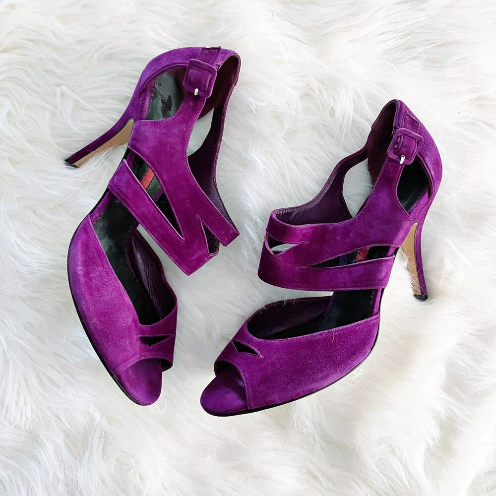 Carolina Herrera Magenta Purple Suede Cutout Strappy Heels Y2K Luxe Glam Party